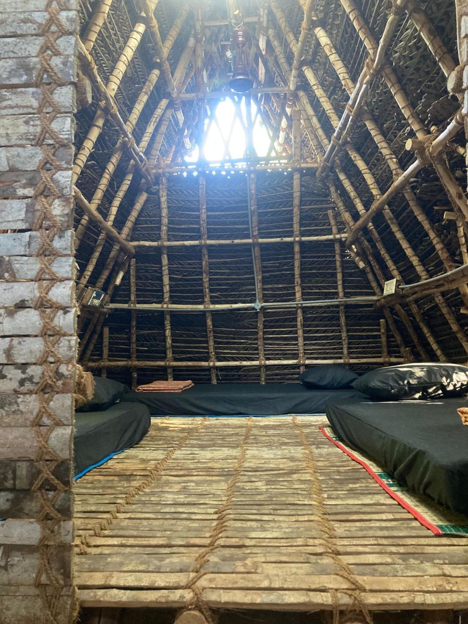 Nebula Nest Cafe & Hostel Auroville Kültér fotó